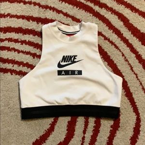 Nike crop top size M